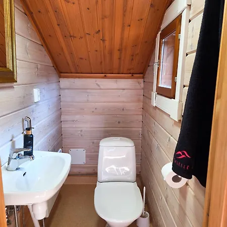 Lumikki 1 - 8 Henkiloelle, Luoteis-himos Ski-inout Villa Jämsä